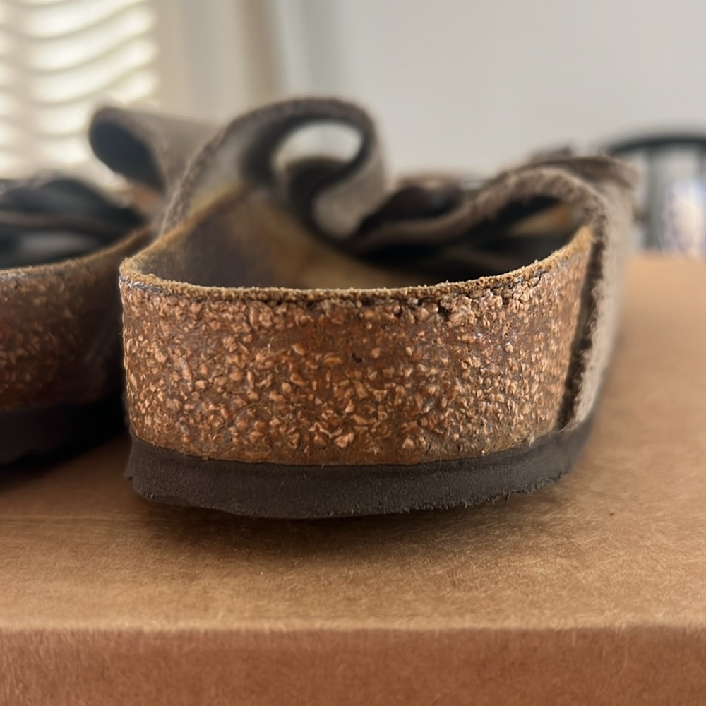 BIRKENSTOCK Arizona size 37 tan color - Picture 12 of 17